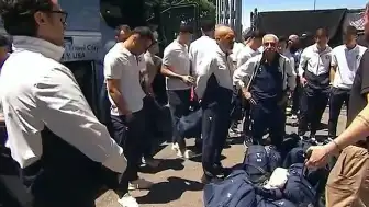 ABD'den Dünya Kupası Öncesi Sporculara Narkotik Köpekli ve Metal Dedektörlü Arama Skandalı
