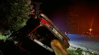 Adana'da Trafik Kazası: 2 Yaralı
