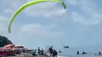 Akçakoca Kemos Plajı'nda Paramotor Kazası: 3 Yaralı