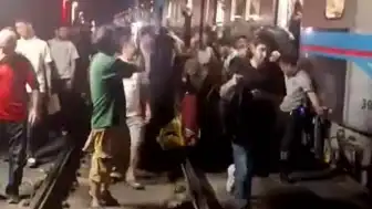 Bayrampaşa'da Trafoda Patlama: Tramvay Seferleri Durdu, Yolcular Tahliye Edildi