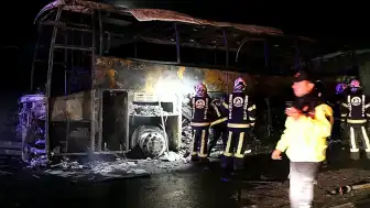 Denizli'de Feci Otobüs Kazası: 8 Kişi Hayatını Kaybetti, Yürek Burkan Hikayeler Ortaya Çıktı
