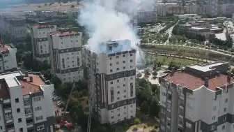 İstanbul Atakent'te 11 Katlı Binada Yangın: 10 Yaralı