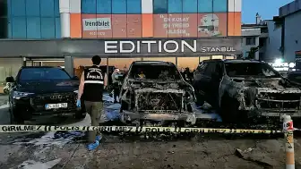 İstanbul'da Oto Galeri Yangını: Kundaklama Şüphesi