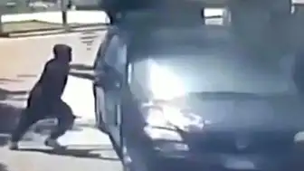 İtalya'da Tarım Mafyası 4 Göçmen İşçiyi Diri Diri Yaktı
