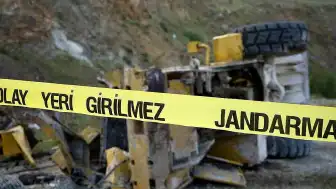 Kırıkkale'de İş Makinesi Uçurumdan Düştü: Operatör Ağır Yaralı
