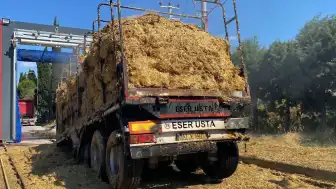 Kocaeli Körfez'de TIR Yangını: Tedbir Amaçlı 50 Ev Tahliye Edildi