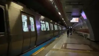M4 Metro Hattı Bostancı İstasyonu'nda Teknik Arıza: Yolcular Tünelden Tahliye Edildi