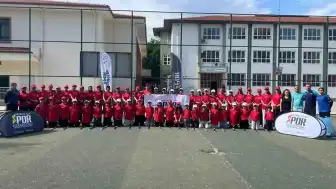 Manisa'da Gençlik ve Spor Festivalleri kapsamında hokey etkinliği düzenlendi
