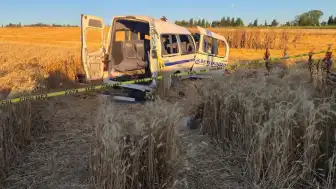 Silivri'de Minibüs Tarlaya Devrildi: 2 Ölü, 10 Yaralı
