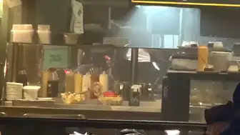 Silivri'de Restoran Yangını: 5 Çalışan Dumandan Etkilendi