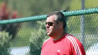 Türkiye Bedensel Engelliler Spor Federasyonu Başkanı Alpaslan Erkoç: "Ampute Futbol Eski A Milli Takımı Antrenörü Uğur Özcan'ın vefatını derin bir üzüntüyle öğrenmiş bulunuyoruz."