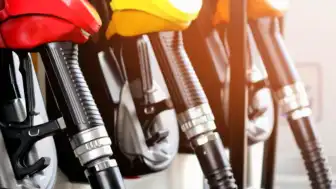 Akaryakıt Fiyatlarında Beklenen Değişim: Benzine Zam Öngörülüyor