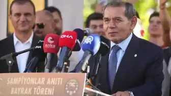 Büyükçekmece Şampiyonlar Anıtı'nda Galatasaray Bayrağı Göndere Çekildi