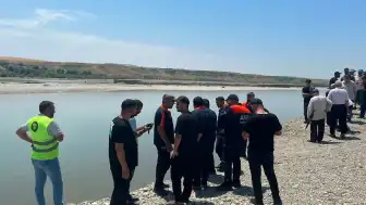 Diyarbakır Silvan'da Çayda Kaybolan Şahıs İçin Arama Çalışmaları Sürüyor