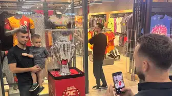 Düzce'de Galatasaray Şampiyonluk Kupası Sergilendi