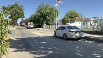 Eskişehir'de İşçi Servisi ile Otomobil Çarpıştı: 11 Yaralı