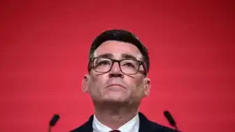 İngiltere İşçi Partisi Liderlik Yarışı Sona Erdi: Andy Burnham Yeni Başbakan Oluyor