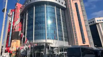 İş Adamı T.K.'dan İzmit Belediye Başkanı F.K.H.'ye Altın Borç İddiası