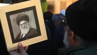 Kerbela'da Eski İran Lideri Ali Hamaney İçin Cenaze Töreni Başladı