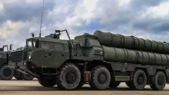 Kremlin S-400'lerin Üçüncü Bir Ülkeye Satışı Konusunda Görüşmelerin Sürdüğünü Duyurdu