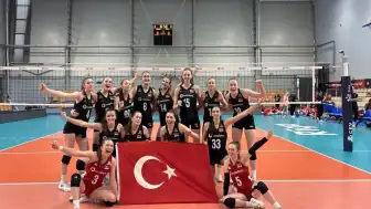 U18 Avrupa Şampiyonası'nda Milli Kadın Voleybol Takımı Finale Yükseldi