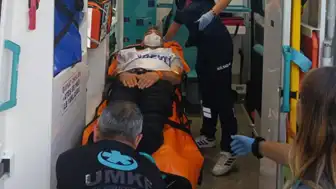 Atakum'da Maaş Eylemi Dördüncü Gününde: Bir İşçi Fenalaşarak Yere Yığıldı