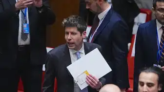 OpenAI Üst Yöneticisi Sam Altman: Yapay Zeka Bizi Yeni Bir Döneme Götürebilir veya Kaosa Sürükleyebilir