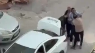 Adana'da Bir Adamın Zorla Bagaja Bindirilip Kaçırılma Anı Kameraya Yansıdı