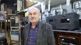 Ankara Çubuk'ta 70 Yaşındaki Sobacı İsmail Demirci, 50 Yıllık Mesleğini Sürdürüyor