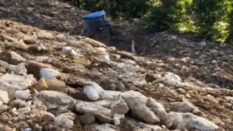 Antalya'da Traktör Devrildi: 1 Yaralı