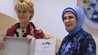 Emine Erdoğan ve Diana Fox Carney'den Sıfır Atık Vakfı'na Ziyaret