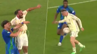 Fenerbahçe'nin Golü Öncesi Tartışmalı Pozisyonlar: Trio Ekibi Değerlendirdi