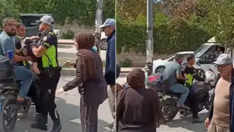 Hatay'da Motorize Polis, Bilinci Kapalı B. Babasının Kucağında Hastaneye Yetiştirdi