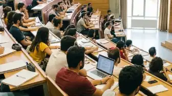 Üniversitelerde Zorunlu Evlilik Öncesi Eğitim Dersi Tartışılıyor
