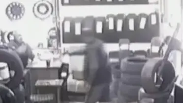 Alacak Tartışmasında Akrabasını Vurdu