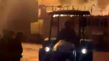 Amasra'da Yangın Köy Konağına ve Camiye Sıçradı