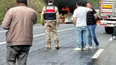 Bitlis-Van Karayolu'nda Trafik Kazası: 2 Kişi Hayatını Kaybetti