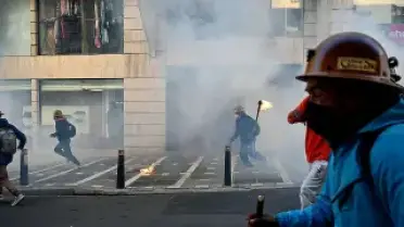 Bolivya'da Madenciler Protesto Ediyor: Ülke Genelinde Yollar Kapandı