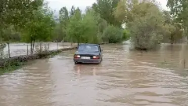 Çekerek Irmağı Taştı: Tokat'ta Köylerde Ulaşım ve Tarım Durdu