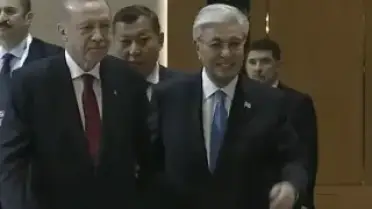 Erdoğan, Kazakistan'da Resmi Törenle Karşılandı