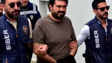 Gazeteci R.O.K.'nın da Aralarında Bulunduğu 135 Kişi Kara Para Aklama Soruşturmasında Tutuklandı