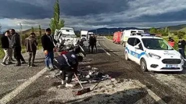 Kayseri'de Trafik Kazası: 1 Ölü, 2 Yaralı