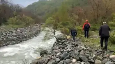 Muş'ta Köprüden Düşen Kadın Akıntıya Kapıldı: Arama Kurtarma Çalışmaları Sürüyor