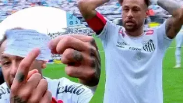 Neymar, Hakem Hatası Nedeniyle Oyundan Alındı