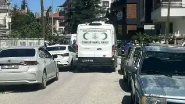Parkta Eli Kanlı Bulunan Zanlı, Anne ve Babasını Öldürdüğünü İtiraf Etti