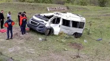 Yozgat'ta Öğrenci Servisi Devrildi: 3 Ölü, 7 Yaralı