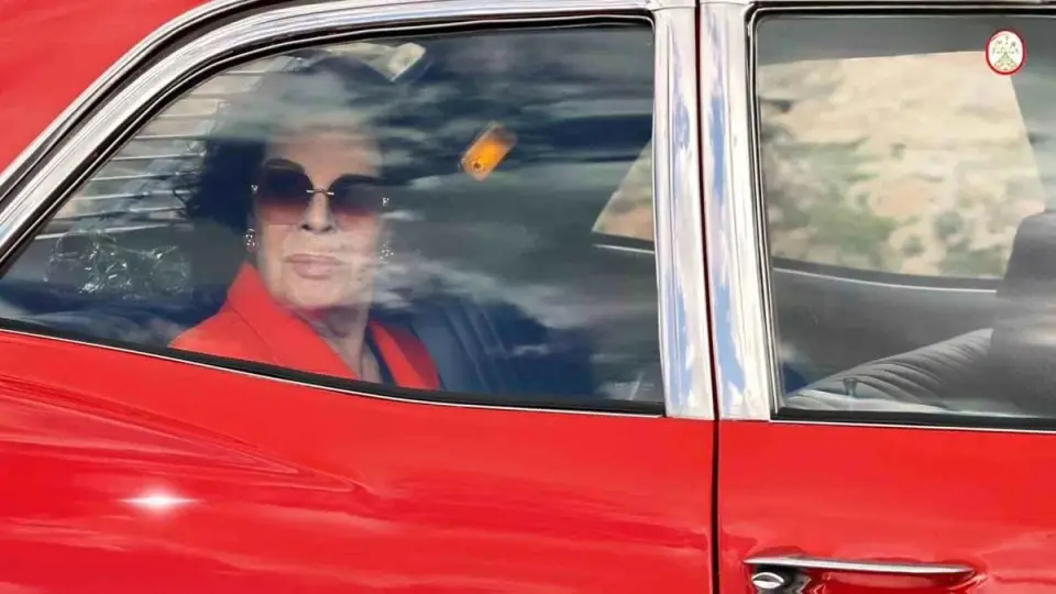 Hülya Koçyiğit, Sivas'ta 'Şoför' Filminin Sahnesini 50 Yıl Sonra Yeniden Canlandırdı