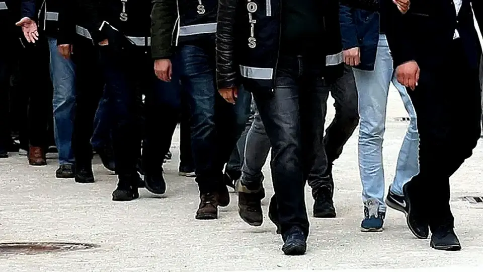 Adalet Bakanı Akın Gürlek Duyurdu: Antalya ve Mersin'de Yasa Dışı Bahis Operasyonu: 233 Gözaltı