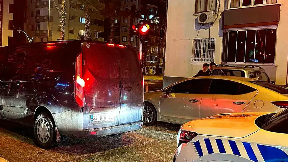 Adana'da Silahlı Saldırı: 1 Ağır Yaralı, 2 Şüpheli Gözaltında