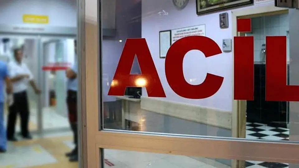 Aksaray'da Tarım İşçilerini Taşıyan Minibüs ile Tır Çarpıştı: 12 Yaralı
